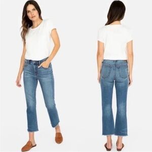 Johnny Was Cropped Fray Hem Baby Boot Denim Jeans Size 27
